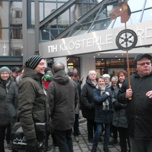 In Nördlingen erkundeten die Teilnehmer neben dem Weihnachtsmarkt auch die Stadt mittels einer Gästeführung.