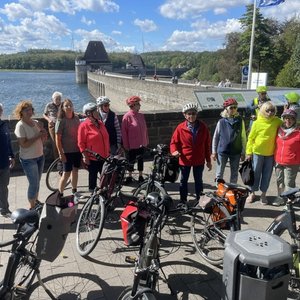 Radtour-Pause am Möhnesee. Radtour-Pause am Möhnesee.