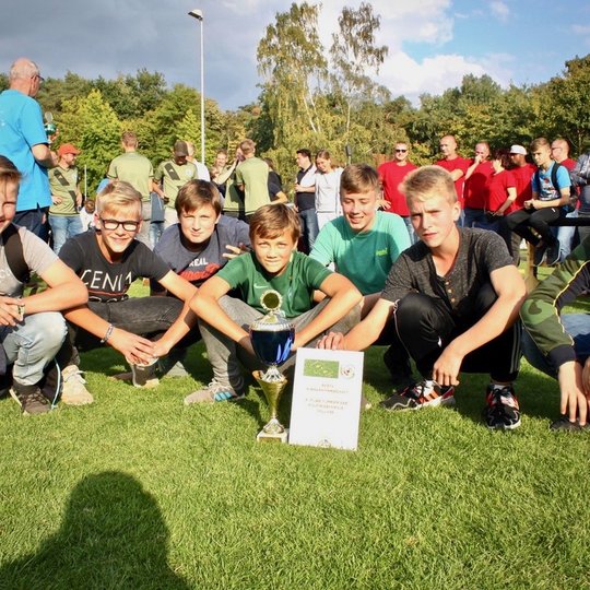 Fährt als Gewinner des Kinder-Turniers bald zum Movie Park: das „Team Chaos“.